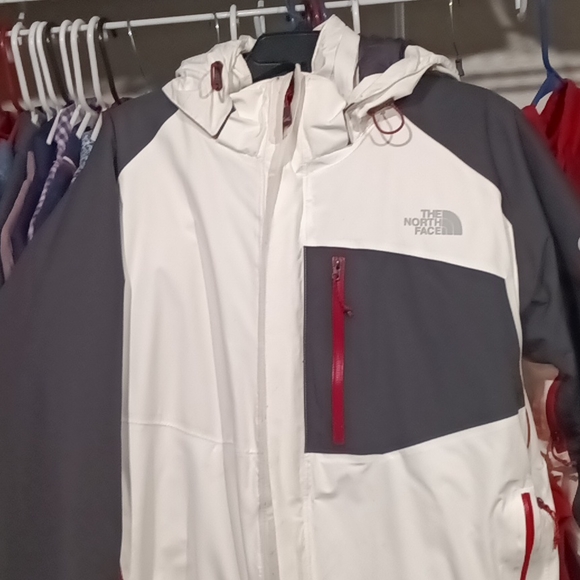 Winter jacket - Picture 1 of 3